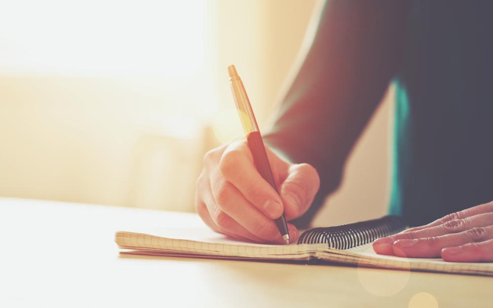 Different Ways to Personalize an Obituary